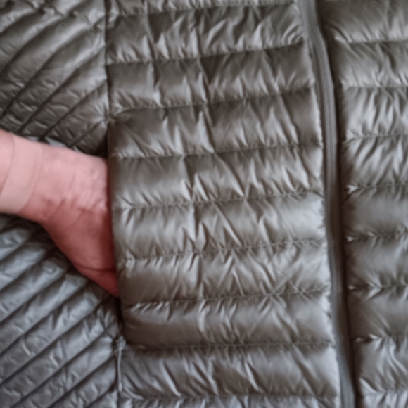 LIKE NEW Duluth Trading Co Down Right Jacket Woman's L Moss - Picture 4 of 14